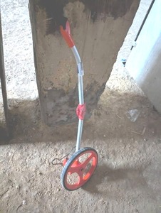lot 248 image: Lufkin Odometer Outdoor Use Brake 15 Digital Waking TapeMeasuring Wheel