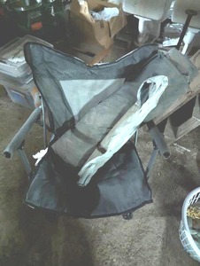 lot 275 image: Pop-Up Tent and Folding Chair