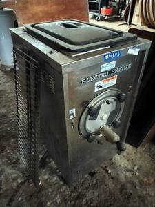 lot 108 image: Commercial Electro Freeze Margarita Machine (For Parts)