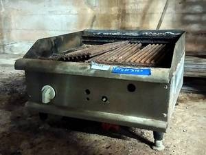 lot 106 image: Commercial Charbroiler (24x24)