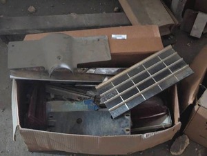 lot 380 image: Mixed Vintage Car Parts
