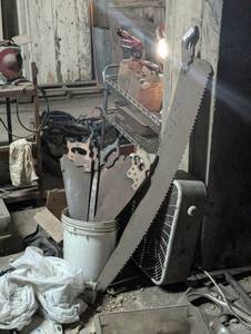 lot 373 image: Vintage Saws and Box Fan