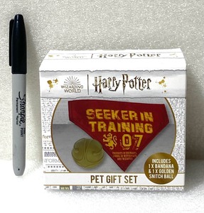 lot 44 image: New Wizarding World Harry Potter Seeker in Training Pet Gift Set - As Shown - Retails $25