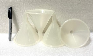 lot 187 image: Lot Of 4 - New 8 Oz. Funnels - As Shown