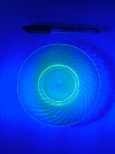 lot 224 image: 6 Uranium Plate - In Condition As Shown