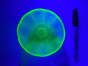 lot 232 image: 4 34 Uranium Bowl - In Condition As Shown