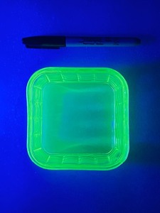 lot 233 image: 4 Uranium Bowl - In Condition As Shown