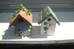 lot 44 image: 2- Handmade Birdhouses, about 7in. x 5in. x 9in.
