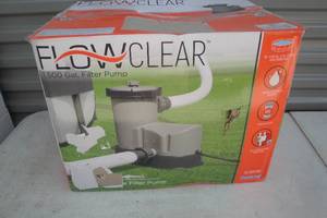 lot 118 image: Flow Clear 1500 Gallon Swimming Pool Pump