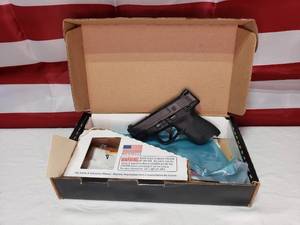 lot 46 image: Smith & Wesson M&P 9 Shield 9mm Pistol w Box.  No Magazine