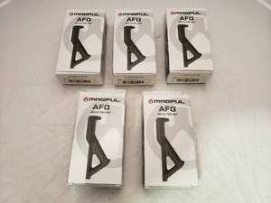lot 562 image: MAGPUL Angled Fore Grip AFG1   OD Green - QUANTITY 5 - BID IS TIMES THE QUANTITY