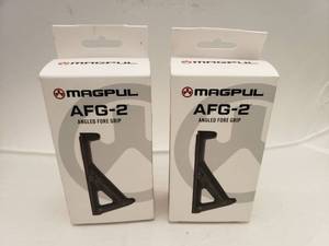 lot 597 image: MAGPUL Angled Fore Grip 2 AFG2   Black - QUANTITY 2 - BID IS TIMES THE QUANTITY