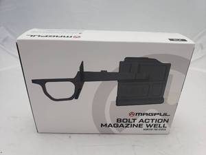 lot 829 image: MAGPUL Hunter 700 Magwell