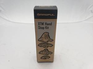 lot 876 image: MAGPUL XTM Hand Stop Kit   Pink