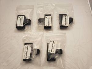 lot 389 image: MAGPUL Original Magpul 7.62   Black - QUANTITY 5 - BID IS TIMES THE QUANTITY