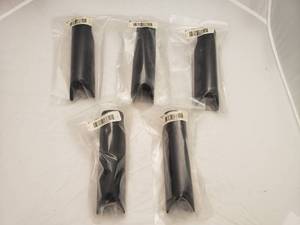 lot 489 image: MAGPUL CTRMOE 0.50inch Cheek Riser   Black - QUANTITY 5 - BID IS TIMES THE QUANTITY
