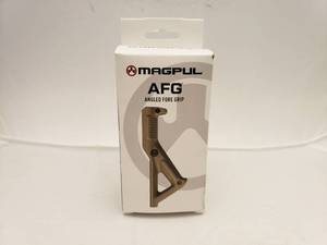 lot 568 image: MAGPUL Angled Fore Grip AFG1   Dark Earth