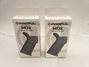 lot 621 image: MAGPUL MOE Grip   AR15M16   Stealth Grey - QUANTITY 2 - BID IS TIMES THE QUANTITY