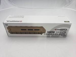 lot 686 image: MAGPUL MOE M LOK Midlength Handguards   Dark Earth