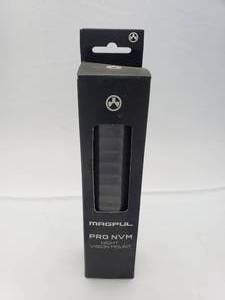 lot 1063 image: MAGPUL Pro NVM   Night Vison Mount