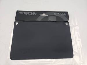 lot 1166 image: MAGPUL DAKA Pouch Small   Stealth Grey