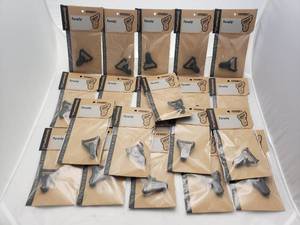 lot 1521 image: MAGPUL Paraclip Sling Attachment - QUANTITY 20 - BID IS TIMES THE QUANTITY