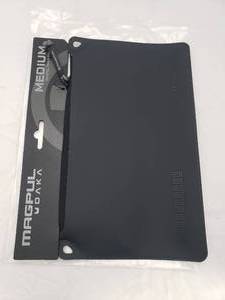 lot 1151 image: MAGPUL DAKA Pouch Medium   Stealth Grey