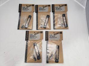 lot 1185 image: MAGPUL M LOK Surefire ST Tape Switch Mounting Plate   Black - QUANTITY 5 - BID IS TIMES THE QUANTITY