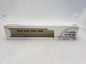 lot 1427 image: MAGPUL MOE SL Mid Length Handguards   Dark Earth
