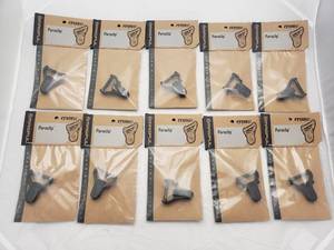 lot 1520 image: MAGPUL Paraclip Sling Attachment - QUANTITY 10 - BID IS TIMES THE QUANTITY