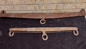 lot 48 image: TTwo (2)AntiqueVintage HorseMule Yoke Evener Iron Single Trees