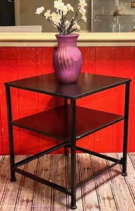 lot 102 image: Small Black UtilitySide Table WBurton &amp&nbsp Burton Cranberry Swirl 8 Vase
