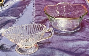 lot 157 image: Vintage Mickasa Royal Suite Savannah Clear Glass 6 Gravy Boat &amp 1980s Anchor Hocking Savannah Clear Glass Bowl W Floral Pattern