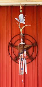 lot 124 image: Orchid Wind Chimes