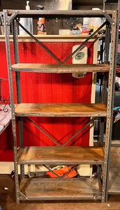 lot 138 image: 61 Tall Five Tier Metal Shelves