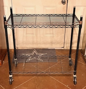 lot 139 image: Two Tier Expandable Roll Around CartShelves