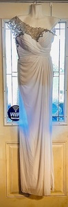 lot 198 image: Size 10 Prom or Evening Dress