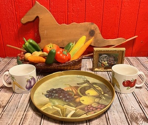 lot 194 image: Great Fall Home Decor