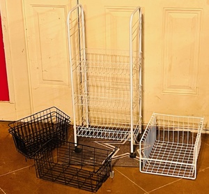 lot 179 image: Roll-Around Utility Cart &amp Five (5)Wire Baskets
