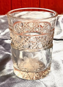 lot 191 image: 5 Anchor Hocking Etched-Glass Old Fashioned Glasses&nbsp
