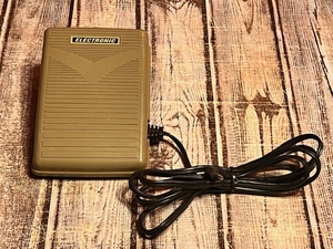 lot 211 image: Panasonic Electric Sewing Machine Foot Pedal Model 4C-333B