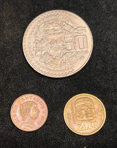 lot 253 image: 1982 -Templo Mayor - Coyolxauhqui - MEXICO $50 Pesos AZTEC Moon Goddess, 1973 Mexico Cinco Centavo 5 cent Coin, &amp 1984 Mexico 20 Centavos Coin