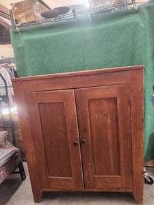 lot 153 image: Antique handmade Texas storage chest - walnut - circa 1850s
