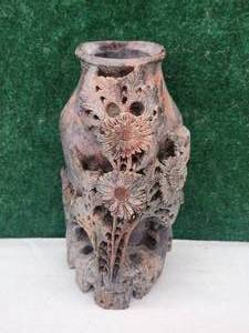 lot 5 image: Vintage hand carved soap stone vase