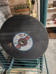 lot 105 image: Selection of 5 - 14 chop saw cut off blades