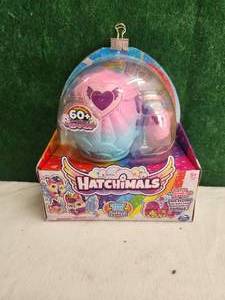lot 123 image: Collectible Hatchimals Family pack