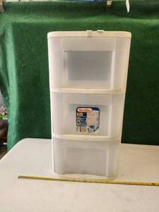 lot 220 image: Sterilite storage cart