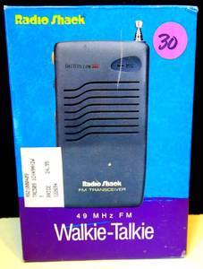 lot 30 image: VINTAGE RADIO SHACK 49Mrz FM WALKIE TALKIE