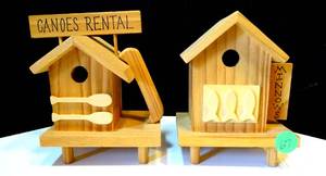 lot 67 image: CUTE HANDMADE DECORATIVE BIRD HOUSE MINIATURES