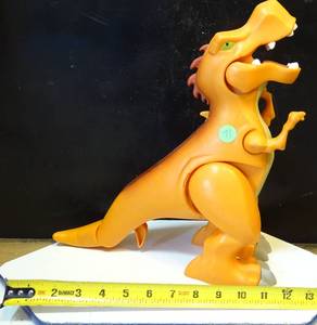 lot 71 image: FISHER PRICE 11 T-REX IMAGINEXT DINOSAUR